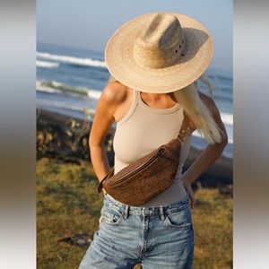 MANDRN Woven Atlas 2.0 in Saddle Brown